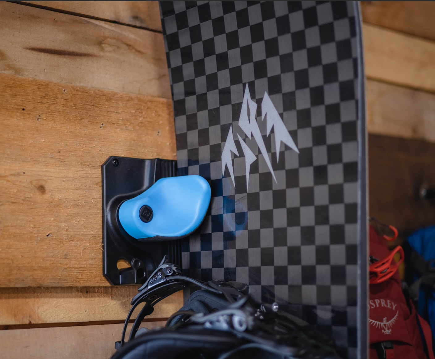 The Importance of a Snowboard Mount for Protecting Your Gear